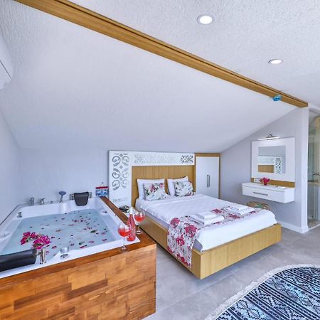 Hediye Hanim Suit&Apart Lejlighedshotel Kaş Eksteriør billede